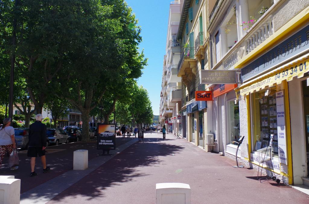 Studio La Reine Astrid Antibes Exterior foto